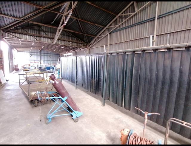 1,335M² WAREHOUSE FOR SALE IN ANDERBOLT